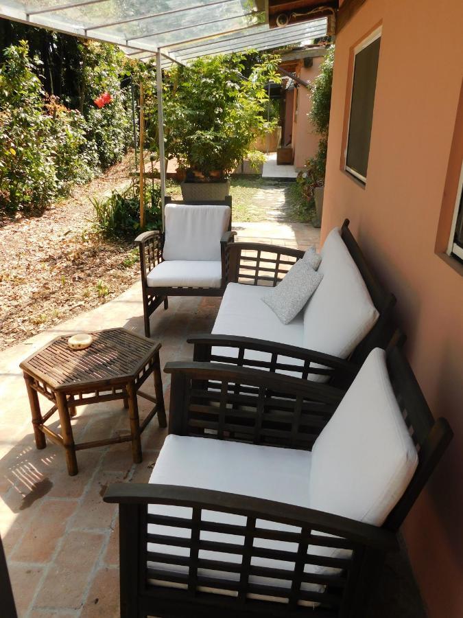 Appartamento Con Piscina Immersa Nel Verde 키쉬나 외부 사진