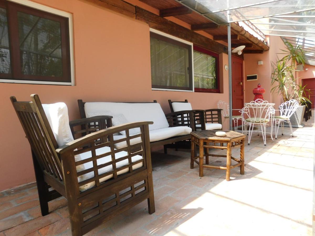 Appartamento Con Piscina Immersa Nel Verde 키쉬나 외부 사진