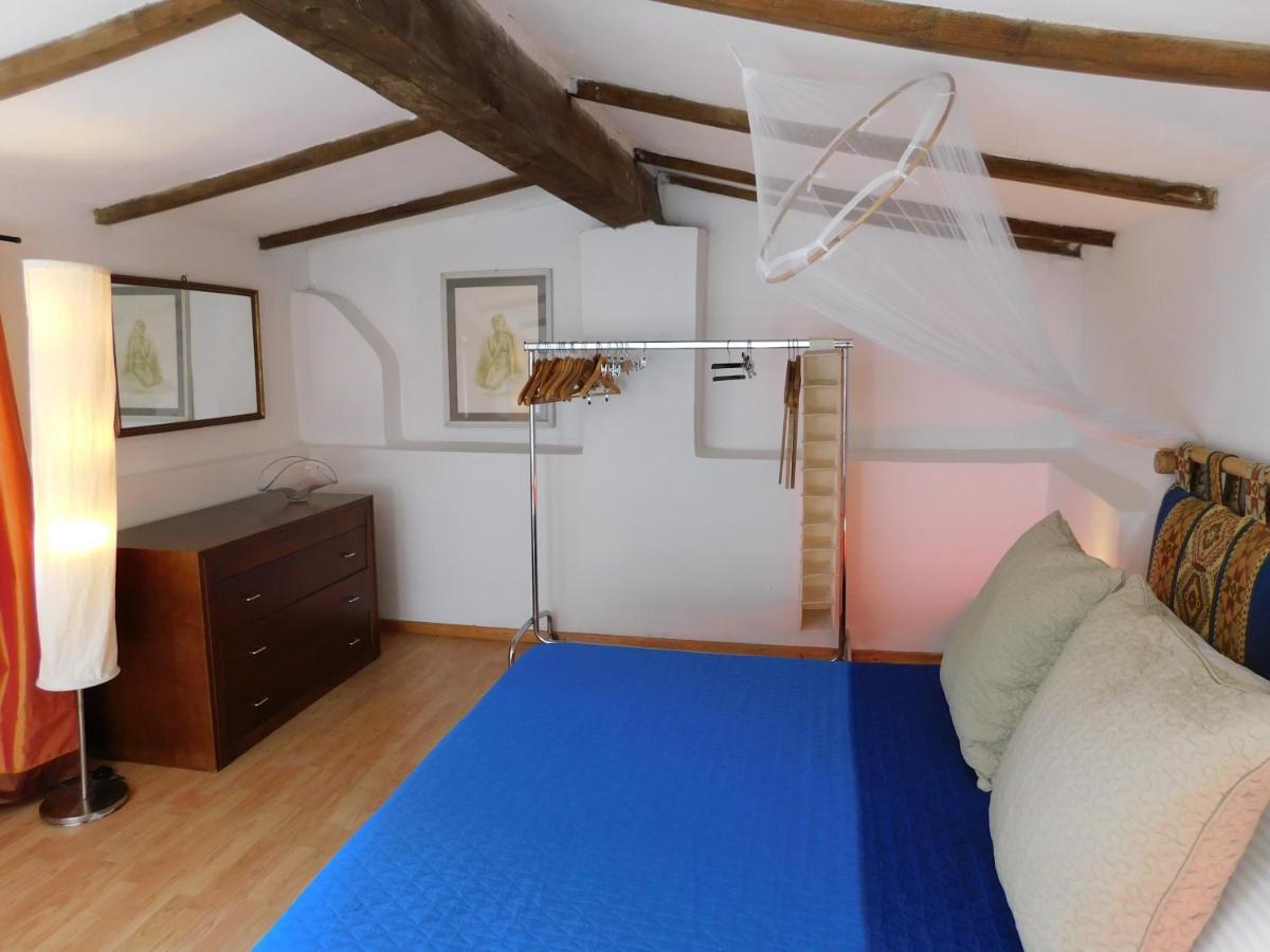 Appartamento Con Piscina Immersa Nel Verde 키쉬나 외부 사진